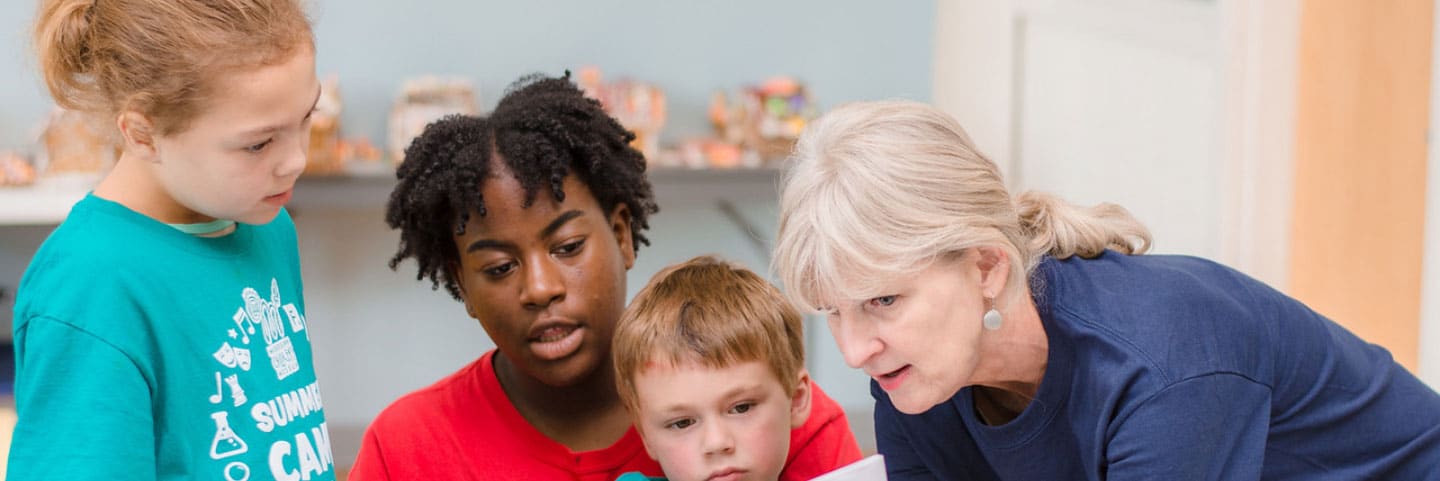Volunteers at the Mississippi Children's Museum