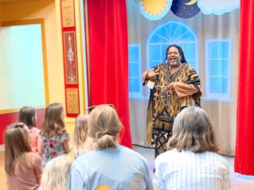 Meridian Storyteller, Terrence Roberts, performing at the Mississippi Children's Museum - Meridian